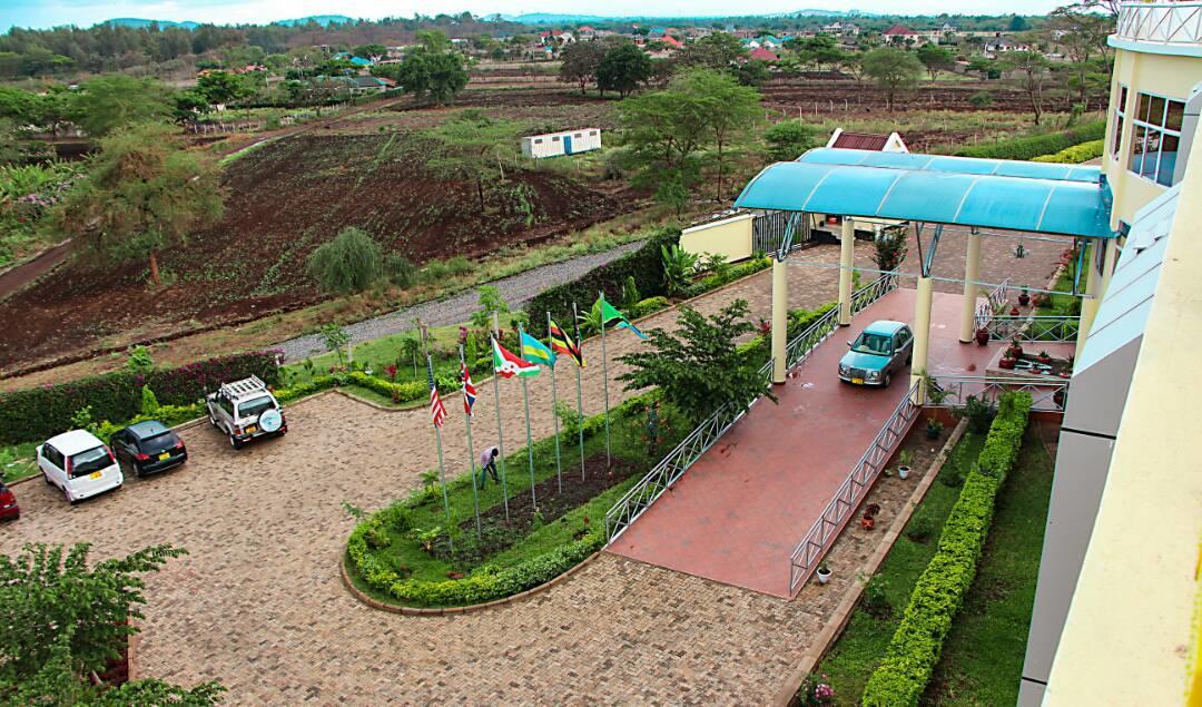 A1 Hotel And Resort Arusha Exterior photo
