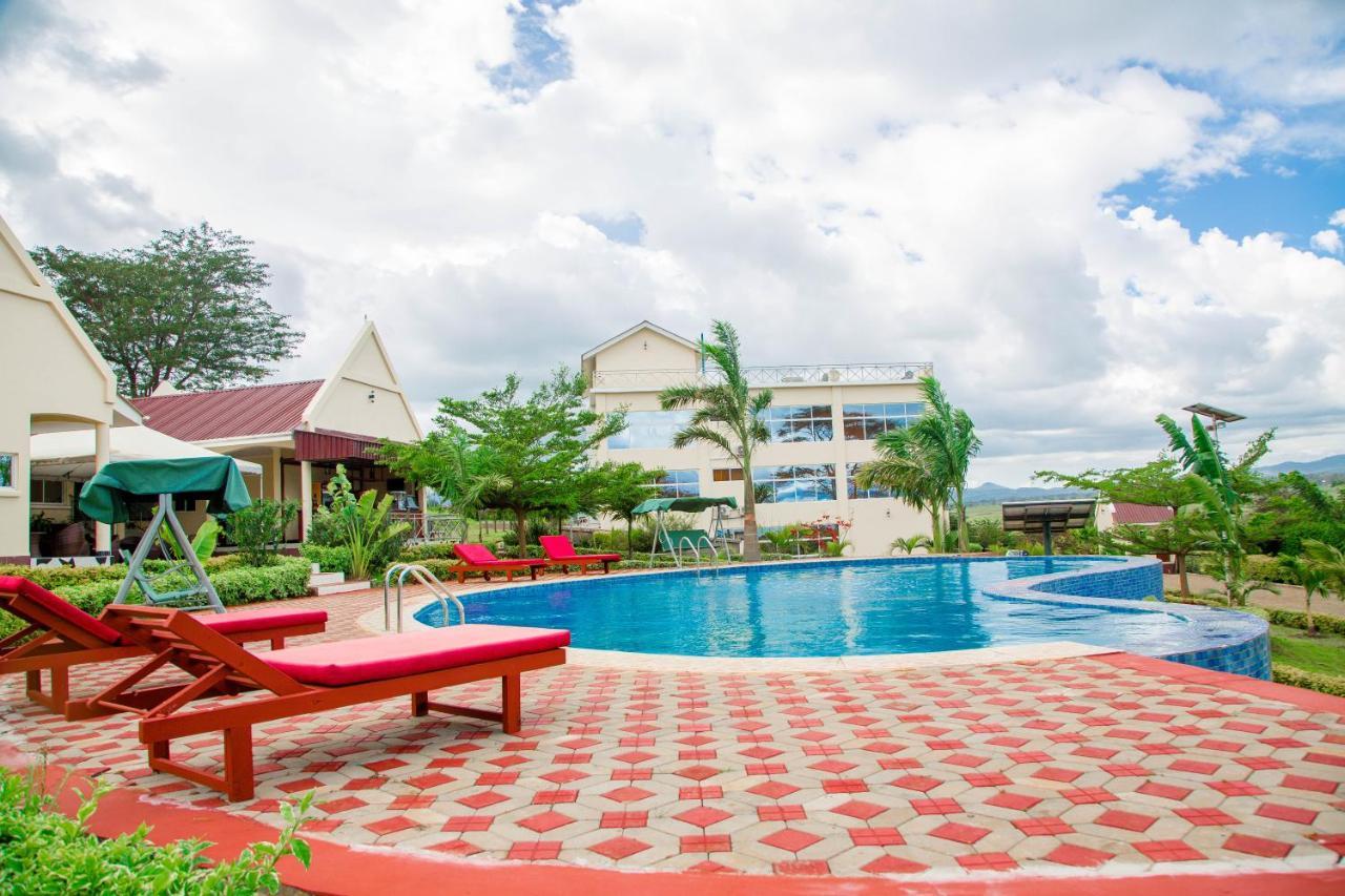 A1 Hotel And Resort Arusha Exterior photo