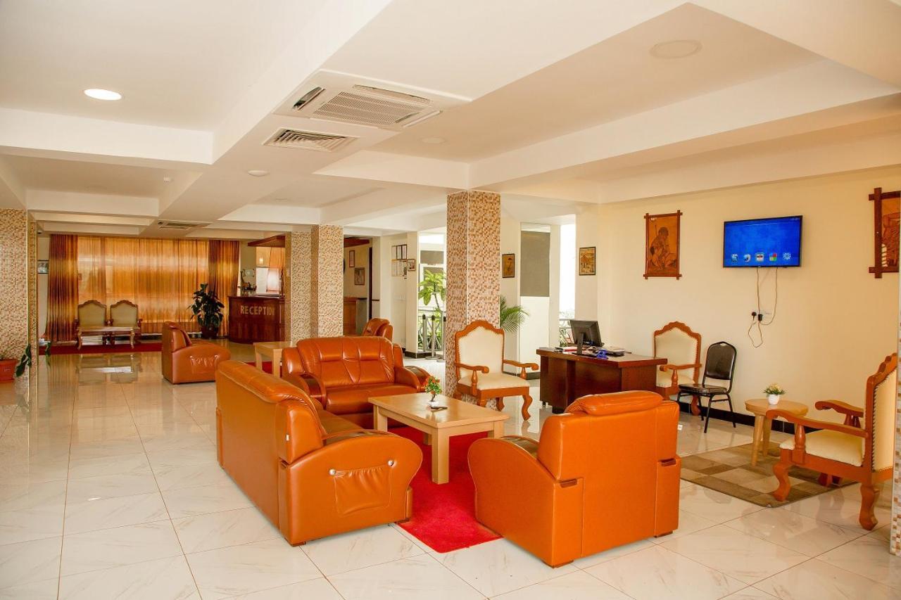 A1 Hotel And Resort Arusha Exterior photo