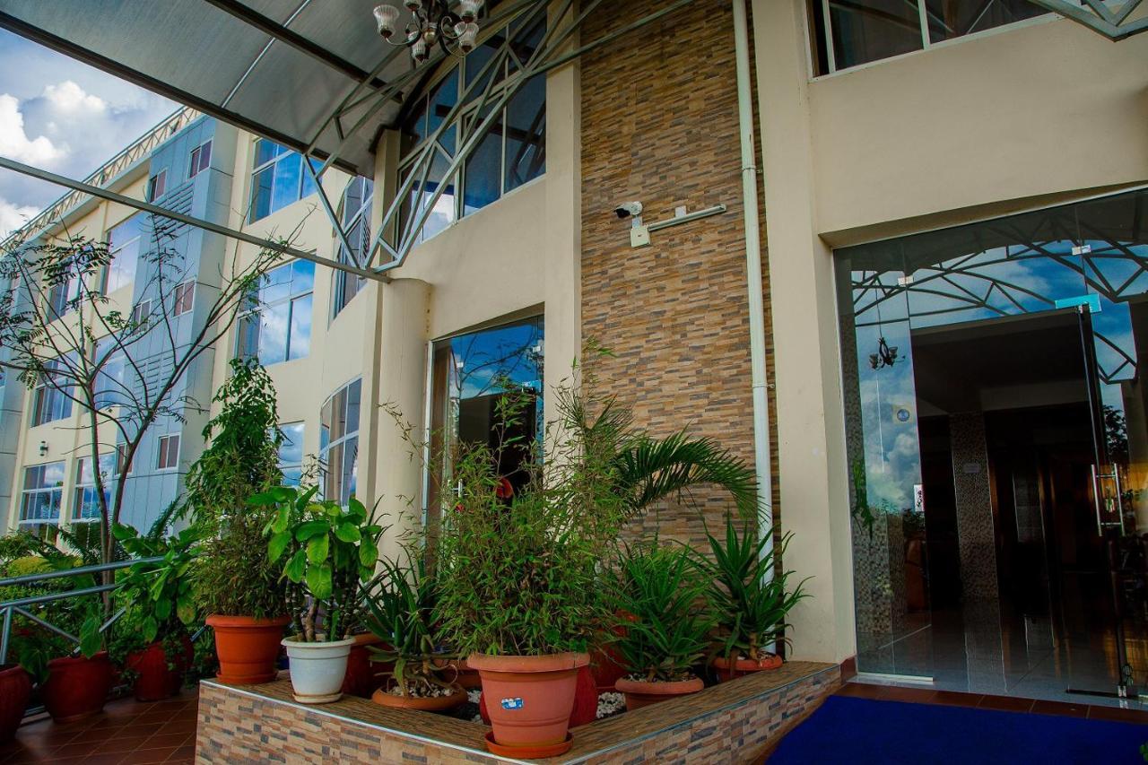 A1 Hotel And Resort Arusha Exterior photo